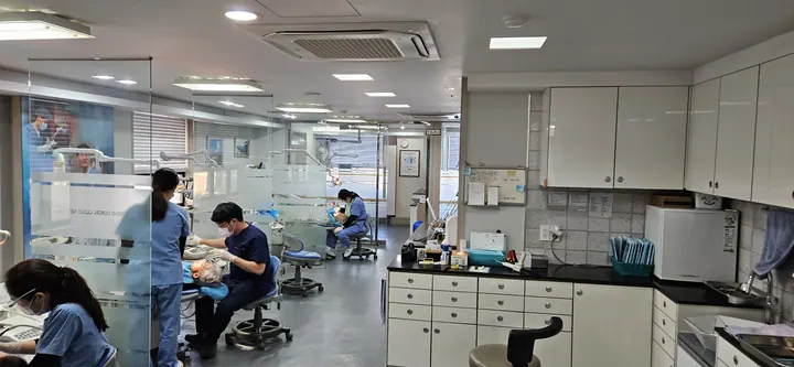 프랜드이사랑치과의원 사진 3