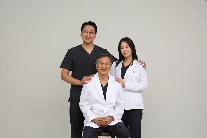 위드치과보철과의원 — 병원이 네이버 플레이스에 올린 사진